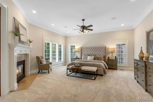 12955 Sunset Bluff Court, Sunset Hills, MO 63127