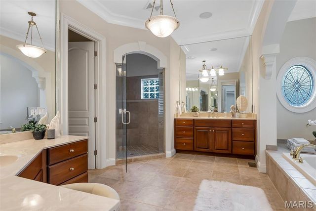 12955 Sunset Bluff Court, Sunset Hills, MO 63127