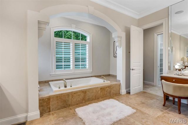 12955 Sunset Bluff Court, Sunset Hills, MO 63127