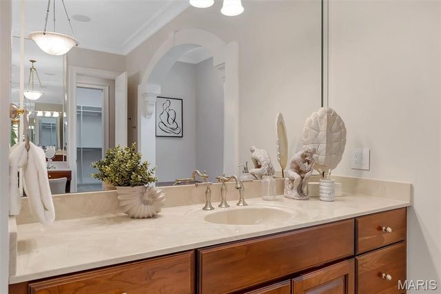 12955 Sunset Bluff Court, Sunset Hills, MO 63127
