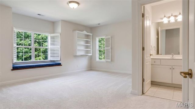 12955 Sunset Bluff Court, Sunset Hills, MO 63127