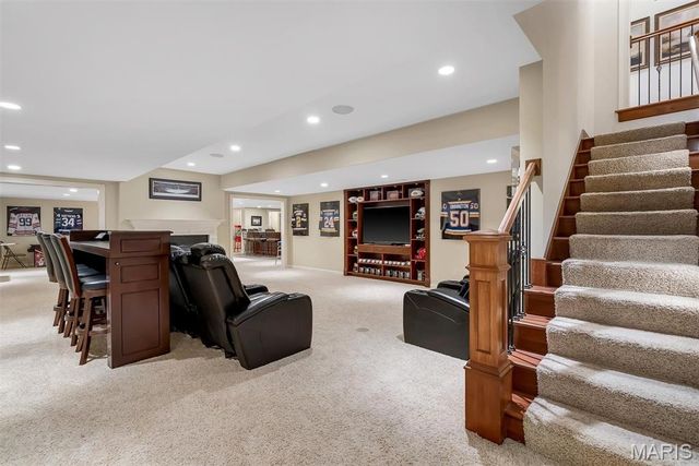 12955 Sunset Bluff Court, Sunset Hills, MO 63127