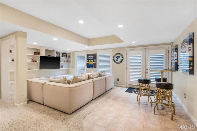 12955 Sunset Bluff Court, Sunset Hills, MO 63127