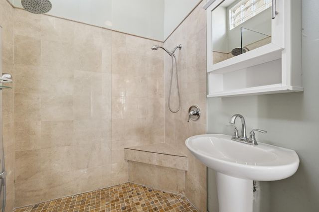 1402 21st Street, Galveston, TX 77550