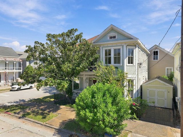1402 21st Street, Galveston, TX 77550