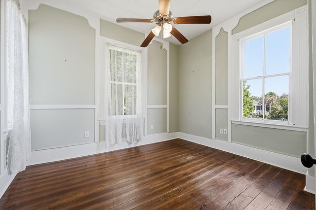 1402 21st Street, Galveston, TX 77550