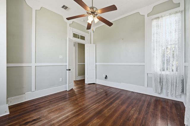 1402 21st Street, Galveston, TX 77550