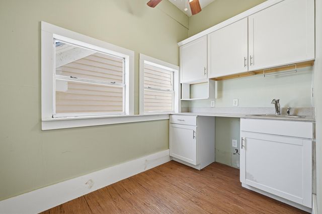1402 21st Street, Galveston, TX 77550