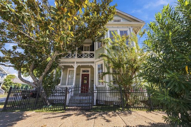1402 21st Street, Galveston, TX 77550