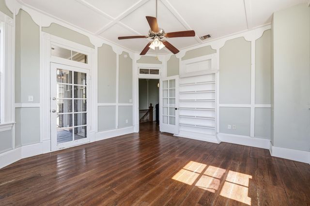 1402 21st Street, Galveston, TX 77550
