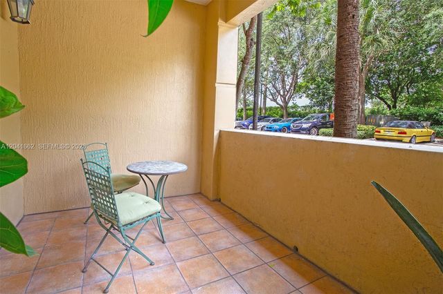 16101 Emerald Estates Dr 155, Weston, FL 33331
