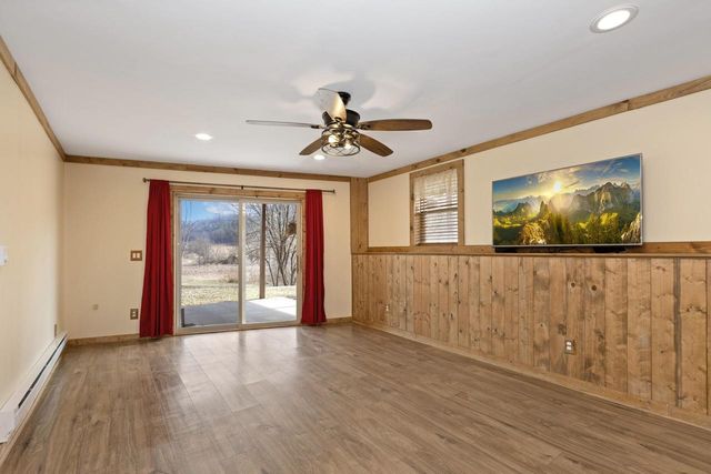 E15394 County Road P, Hillsboro, WI 54634