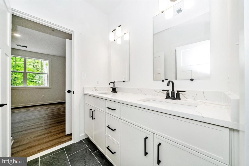 Image 23 of property listing at 7176 MEADOWBROOKE DRIVE, Frederick, MD 21702