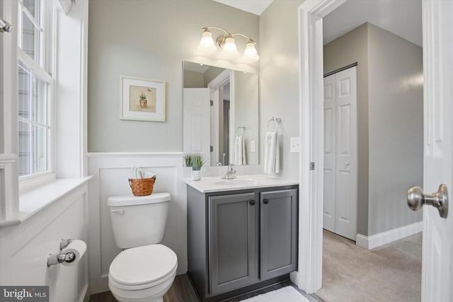 2208 BRIDGEPORT AVE, Pennsburg, PA 18073