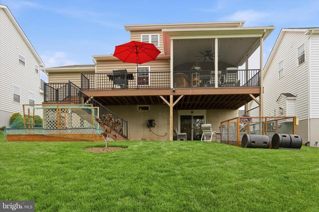 2208 BRIDGEPORT AVE, Pennsburg, PA 18073