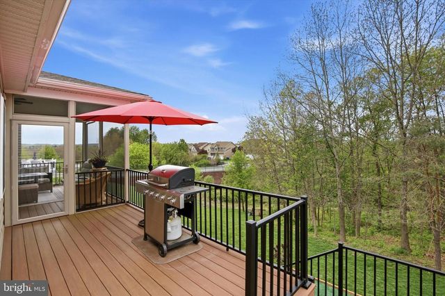 2208 BRIDGEPORT AVE, Pennsburg, PA 18073