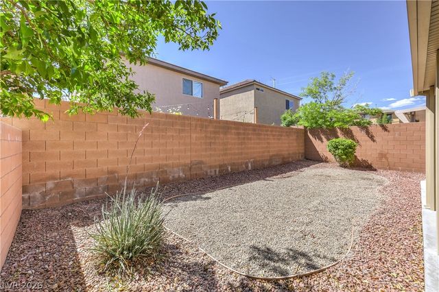 10653 MOUNT JEFFERSON Avenue, Las Vegas, NV 89166