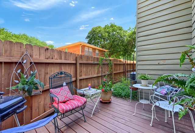 706 N Woods Street, Sherman, TX 75092