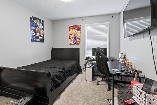 1171 Willow Oak Drive, Blacklick, OH 43004