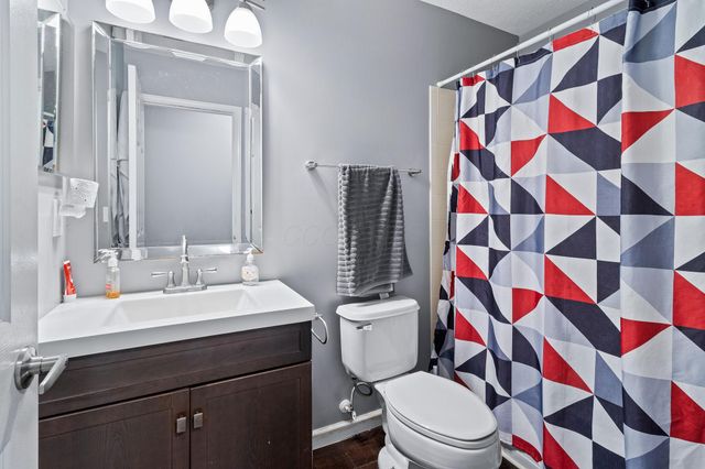 1171 Willow Oak Drive, Blacklick, OH 43004