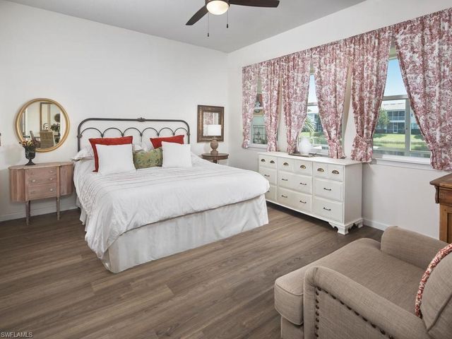 4601 Arboretum CIR 102, Naples, FL 34112