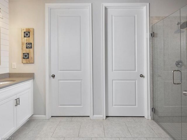4601 Arboretum CIR 102, Naples, FL 34112