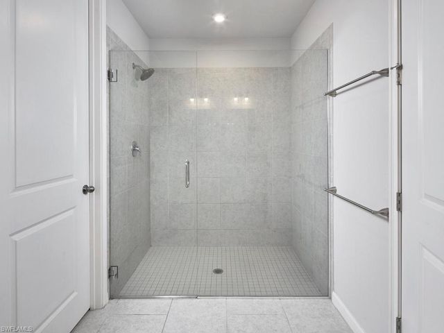 4601 Arboretum CIR 102, Naples, FL 34112