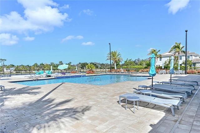 4601 Arboretum CIR 102, Naples, FL 34112