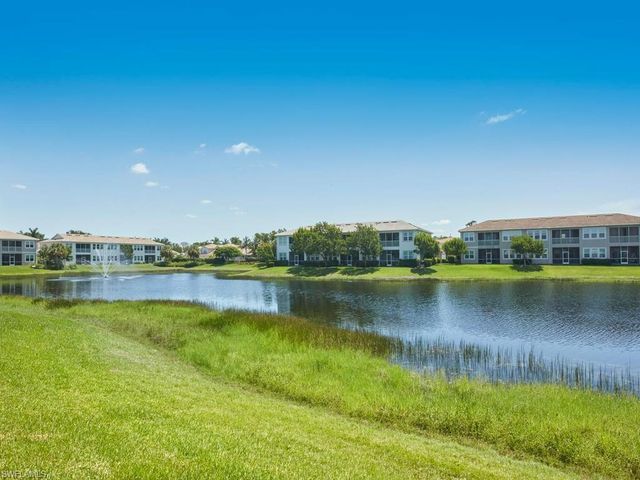 4601 Arboretum CIR 102, Naples, FL 34112