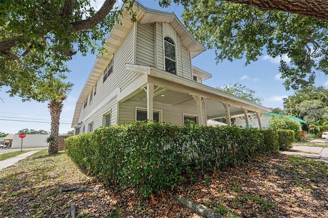 9160 136TH WAY, Seminole, FL 33776