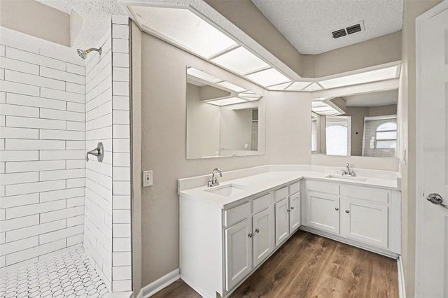 9160 136TH WAY, Seminole, FL 33776