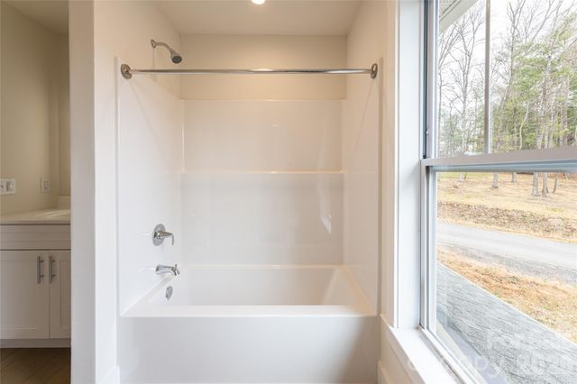 165 Cascade Ridge Road, Fairview, NC 28730