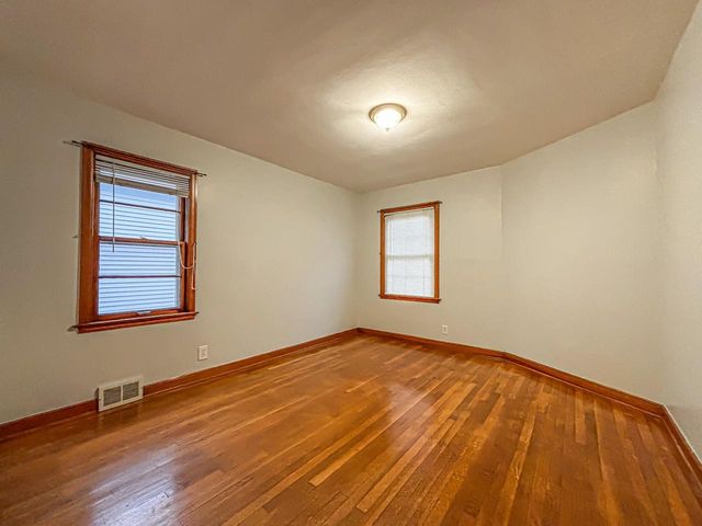 3723 S 18th STREET #3725, Milwaukee, WI 53221