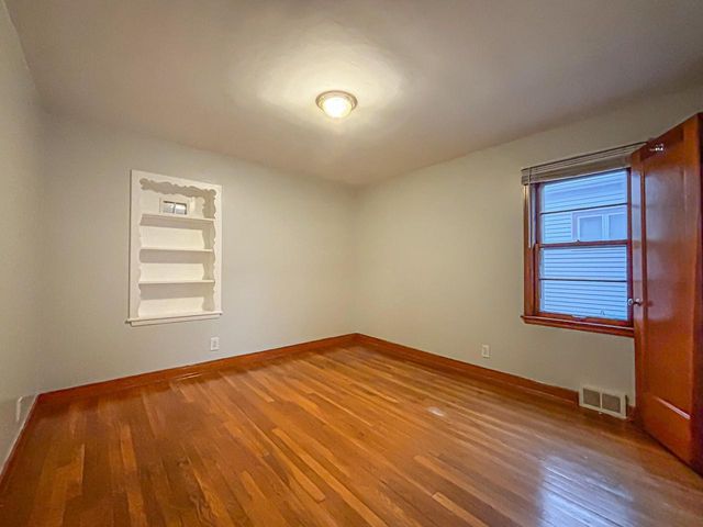 3723 S 18th STREET #3725, Milwaukee, WI 53221