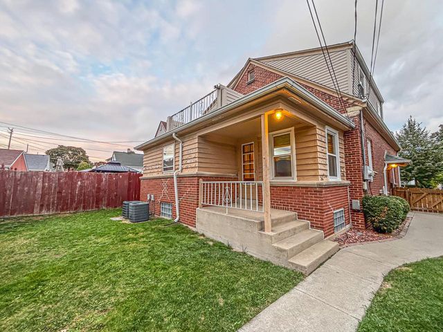 3723 S 18th STREET #3725, Milwaukee, WI 53221