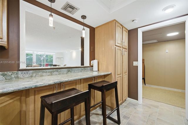 821 Cypress Blvd 307, Pompano Beach, FL 33069