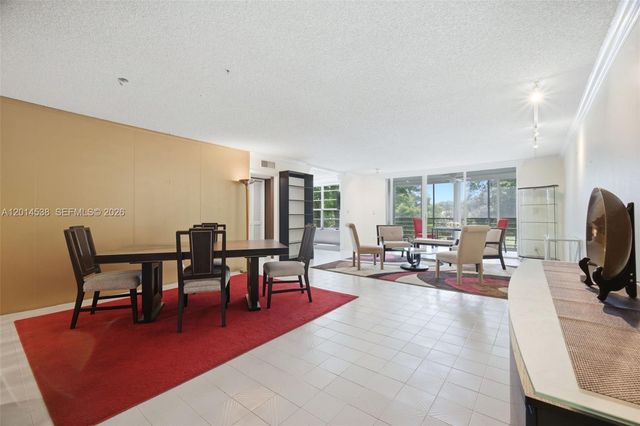 821 Cypress Blvd 307, Pompano Beach, FL 33069