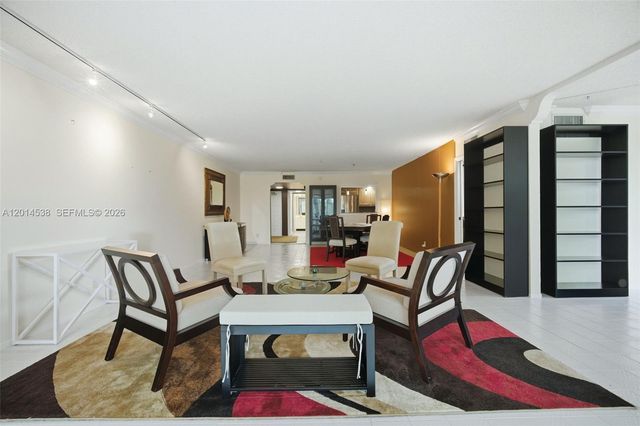 821 Cypress Blvd 307, Pompano Beach, FL 33069