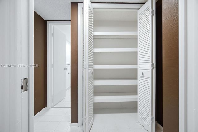 821 Cypress Blvd 307, Pompano Beach, FL 33069