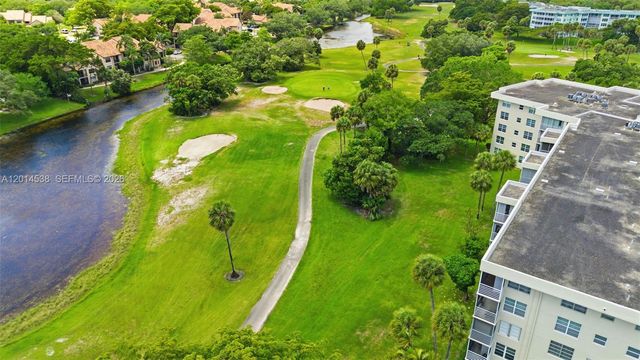 821 Cypress Blvd 307, Pompano Beach, FL 33069