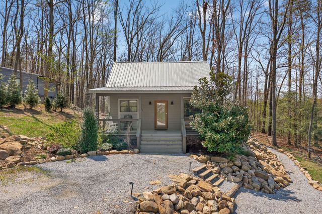 191 Waters Edge Way, Tracy City, TN 37387