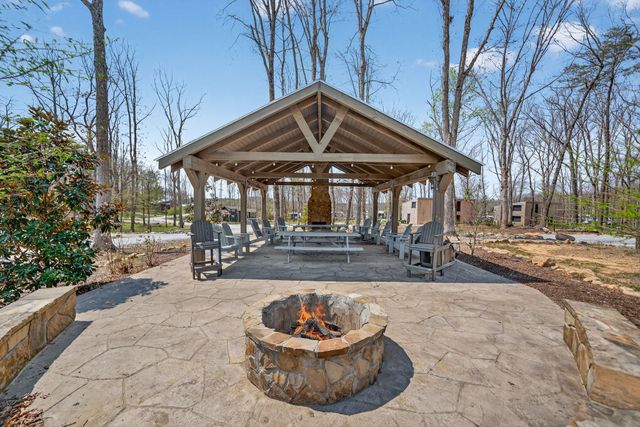 191 Waters Edge Way, Tracy City, TN 37387