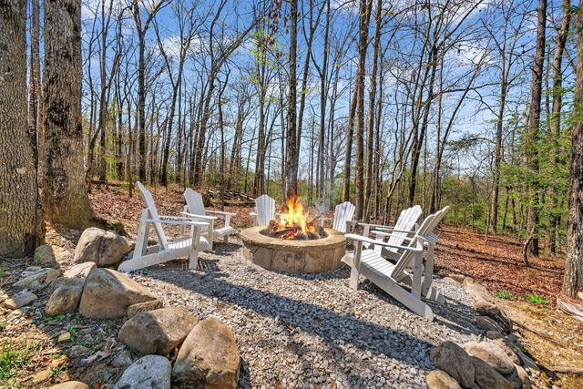 191 Waters Edge Way, Tracy City, TN 37387