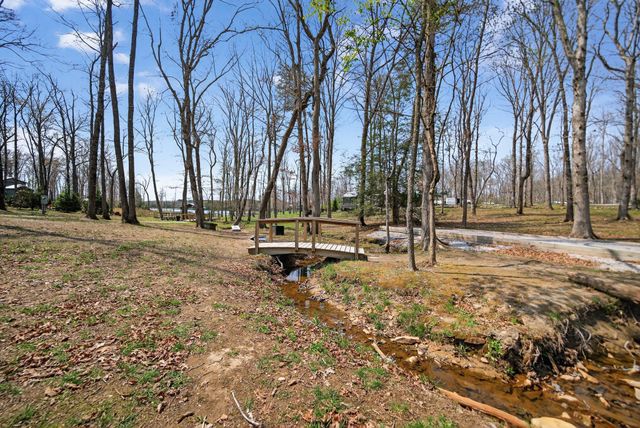 191 Waters Edge Way, Tracy City, TN 37387