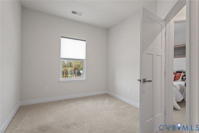 2144 Semmes Ave, Richmond, VA 23225