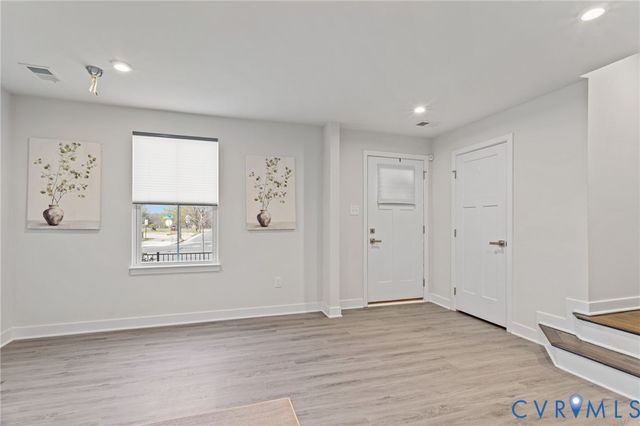 2144 Semmes Ave, Richmond, VA 23225