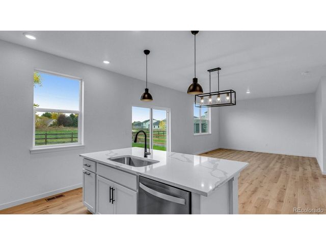 1733 Knobby Pine Dr, Fort Collins, CO 80528