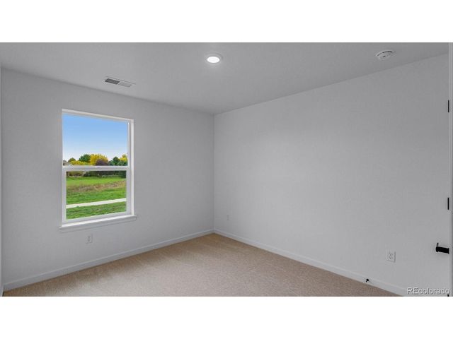 1733 Knobby Pine Dr, Fort Collins, CO 80528