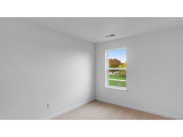 1733 Knobby Pine Dr, Fort Collins, CO 80528