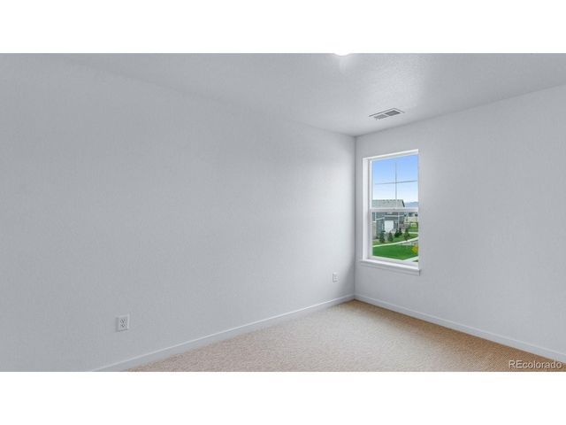 1733 Knobby Pine Dr, Fort Collins, CO 80528